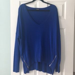 Express sweater with zipper detail